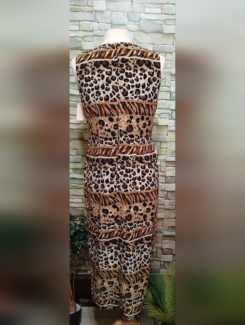 Miss Dorby Sleeveless Leopard Print Maxi Dress Brown Size 12 - Picture 3 of 5